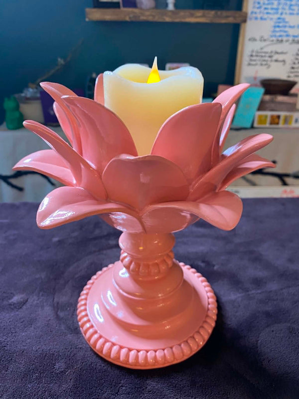 U.NIQUE DROPS™: Pink Ceramic Lotus Flower Candle Holder. LED Flameless Candle. Three Hands Décor.